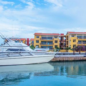 Palapa Beach Resort Curacao